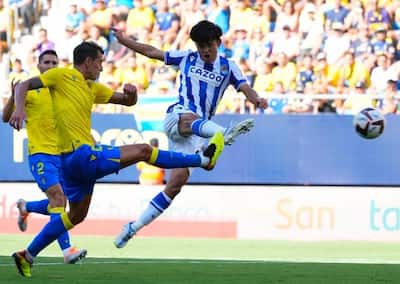海外の反応 久保建英が豪快ボレーで決勝ゴール 開幕戦で勝利に導き現地大絶賛 特別な選手だ アブロードチャンネル