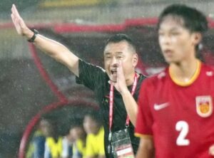 サッカーU-16中国代表の上村健一監督