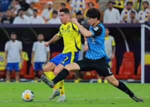 川崎フロンターレのサッカー日本代表DF高井幸大