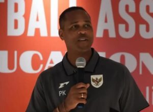 サッカーインドネシア代表のクライファート監督