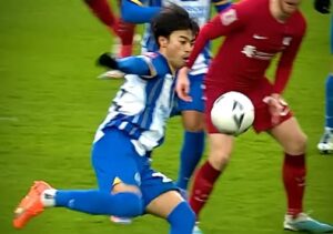 FAカップ4回戦のリバプール戦でスーパーゴールを決めたブライトンのサッカー日本代表MF三笘薫