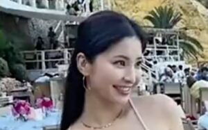 サッカー日本代表MF堂安律と結婚した明松美玖